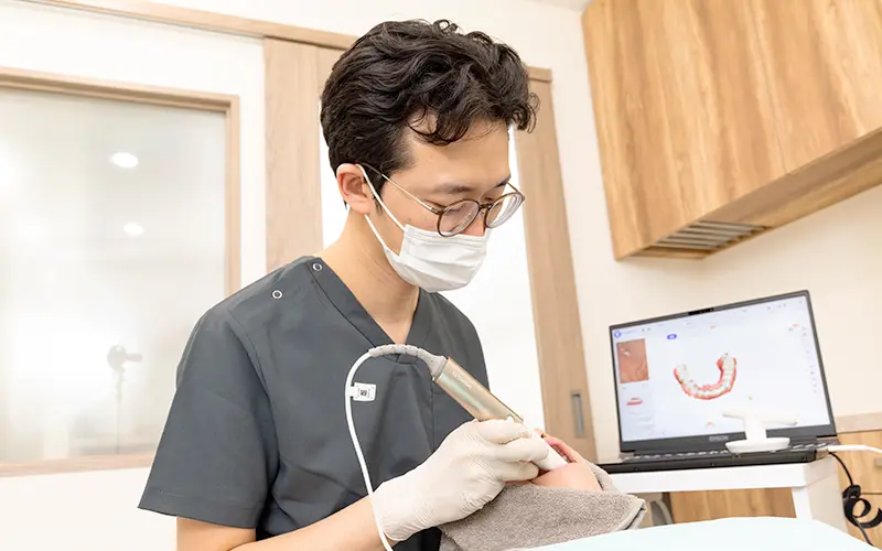 口腔内スキャナ